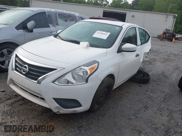 2016 Nissan Versa S z VIN 3N1CN7AP3GL904475, wystawiony jako IAAI lot #42108162 z przebiegiem 91 000 mil mil oraz . Historia ofert i sprzedaży dostępna na DreamBid. Obrazek 17.