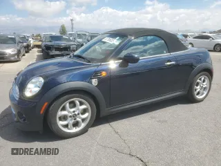 2012 MINI Roadster z VIN WMWSY1C53CT311663, wystawiony jako Copart lot #55796635 z przebiegiem 79 919 mil mil oraz Szkoda całkowita • Salvage title. Historia ofert i sprzedaży dostępna na DreamBid. Obrazek 1.