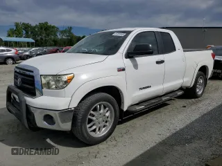 2010 Toyota Tundra z VIN 5TFRY5F17AX079852, wystawiony jako Copart lot #58874945 z przebiegiem 307 562 mil mil oraz Czysty tytuł • Clean title. Historia ofert i sprzedaży dostępna na DreamBid. Obrazek 1.