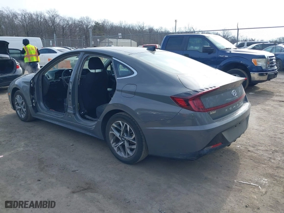 2022 Hyundai Sonata SEL with VIN KMHL14JA6NA224833, listed as a IAAI auction lot 41607337 with 56,663 mi miles. Bid and sale history available at carsss.com. Image 3.