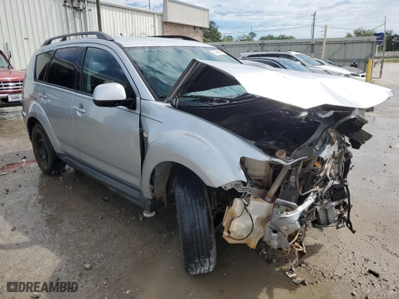 2011 Mitsubishi Outlander ES with VIN JA4AS2AWXBU024762, listed as a Copart auction lot 70789584 with 145,203 mi miles and Salvage Title. Bid and sale history available at carsss.com. Image 4.