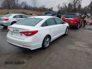 2016 Hyundai Sonata SE with VIN 5NPE24AF2GH351953, listed as a IAAI auction lot 41658674 with 126,126 mi miles and . Bid and sale history available at carsss.com. Image 4.