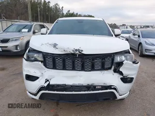 2018 Jeep Grand Cherokee Laredo E with VIN 1C4RJEAG6JC339813, listed as a IAAI auction lot 41239612 with 109,443 mi miles. Bid and sale history available at carsss.com. Image 6.