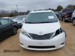 2011 Toyota Sienna XLE with VIN 5TDDK3DC0BS015244, listed as a IAAI auction lot 41413002 with 128,591 mi miles. Bid and sale history available at carsss.com. Image 12.
