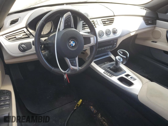 2011 BMW Z4 sDrive30i with VIN WBALM5C55BE495921, listed as a Copart auction lot 71453304 with 116,136 mi miles and Salvage Title. Bid and sale history available at carsss.com. Image 8.