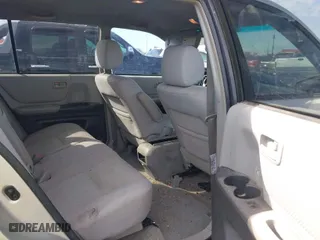 2007 Toyota Highlander with VIN JTEGD21A270169156, listed as a IAAI auction lot 41596624 with 128,452 mi miles. Bid and sale history available at carsss.com. Image 8.