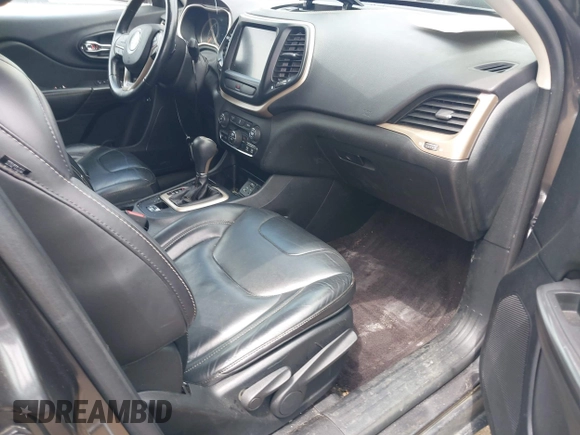 2017 Jeep Cherokee Limited с VIN 1C4PJLDB8HW526765, выставлен на аукционе IAAI как лот 42136476 с пробегом 121 694 миль миль и . История ставок и продаж доступна на DreamBid. Изображение 5.