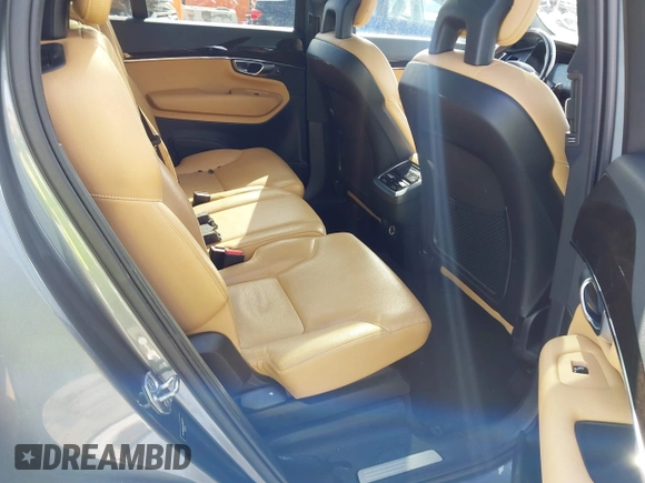 2018 Volvo XC90 Momentum with VIN YV4102CK9J1342777, listed as a IAAI auction lot 41618711 with 85,082 mi miles and . Bid and sale history available at DreamBid. Image 8.