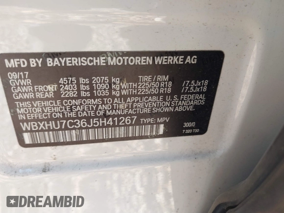 2018 BMW X1 sDrive28i with VIN WBXHU7C36J5H41267, listed as a IAAI auction lot 41270207 with 84,726 mi miles. Bid and sale history available at carsss.com. Image 9.
