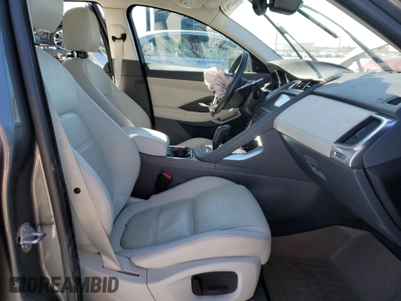 2020 Jaguar E-Pace z VIN SADFK2FX1L1Z74769, wystawiony jako Copart lot #38004454 z przebiegiem 40 054 mil mil oraz . Historia ofert i sprzedaży dostępna na DreamBid. Obrazek 7.