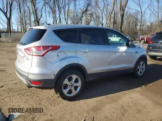 2015 Ford Escape SE with VIN 1FMCU9G97FUB82206, listed as a Copart auction lot 53426005 with Not Provided miles and Salvage Title. Bid and sale history available at DreamBid. Image 3.