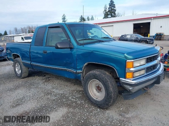 1997 Chevrolet Silverado 1500 with VIN 2GCEK19R2V1262153, listed as a IAAI auction lot 41752380 with 151,375 mi miles and . Bid and sale history available at DreamBid. Image 1.