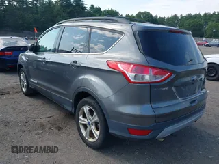 2013 Ford Escape SE z VIN 1FMCU0GX0DUD90385, wystawiony jako IAAI lot #42557540 z przebiegiem 147 529 mil mil oraz . Historia ofert i sprzedaży dostępna na DreamBid. Obrazek 3.