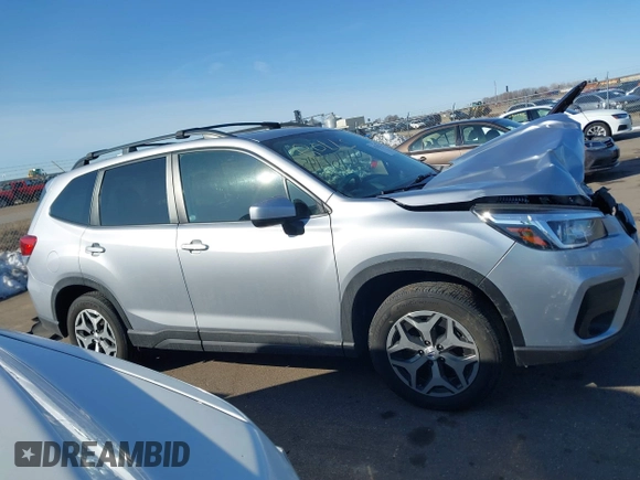 2020 Subaru Forester Premium with VIN JF2SKAJC4LH521165, listed as a IAAI auction lot 41762745 with 104,532 mi miles. Bid and sale history available at carsss.com. Image 13.