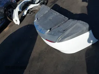 2013 Tesla Model S z VIN 5YJSA1CG0DFP22533, wystawiony jako IAAI lot #42519702 z przebiegiem 168 313 mil mil oraz . Historia ofert i sprzedaży dostępna na DreamBid. Obrazek 20.