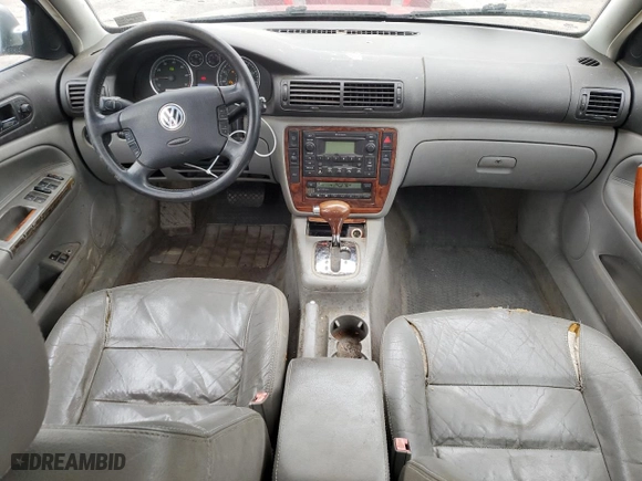 2003 Volkswagen Passat GLX with VIN WVWRH63B53P198926, listed as a Copart auction lot 46875345 with 185,075 mi miles and Salvage Title. Bid and sale history available at carsss.com. Image 8.