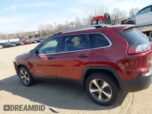2019 Jeep Cherokee Limited with VIN 1C4PJMDX4KD122186, listed as a IAAI auction lot 42006071 with 83,164 mi miles and . Bid and sale history available at DreamBid. Image 14.