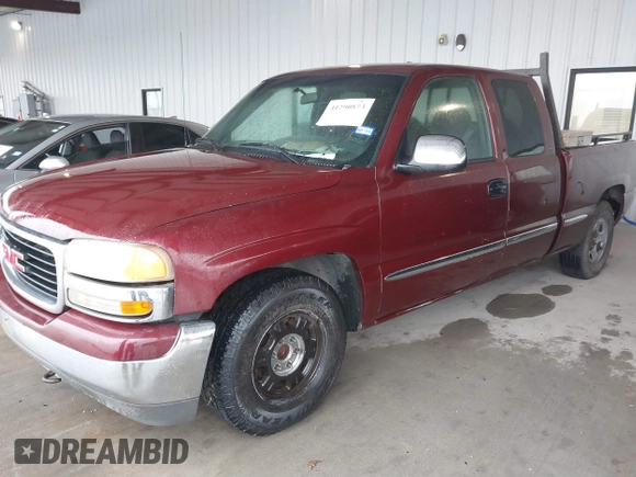 2000 GMC New Sierra 1500 SL with VIN 2GTEC19V8Y1273317, listed as a IAAI auction lot 41290873 with 392,324 mi miles. Bid and sale history available at carsss.com. Image 2.