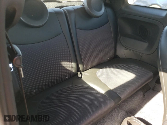 2015 FIAT 500e with VIN 3C3CFFGE8FT709825, listed as a Copart auction lot 57128465 with 38,608 mi miles and Clean title. Bid and sale history available at DreamBid. Image 10.