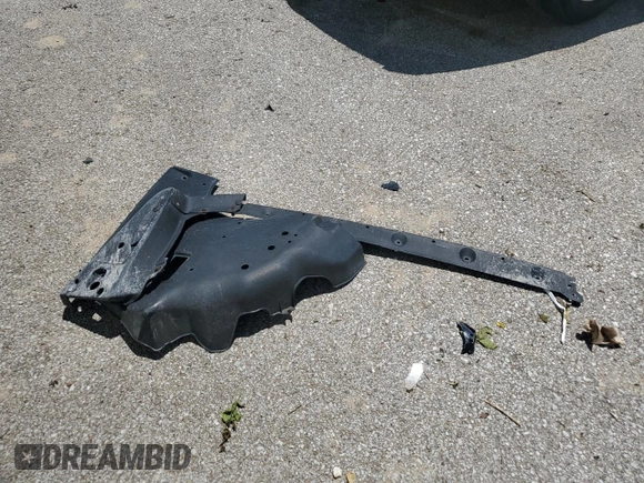 2008 Toyota Prius with VIN JTDKB20UX83352014, listed as a Copart auction lot 56644064 with 123,228 mi miles and Salvage title. Bid and sale history available at DreamBid. Image 12.
