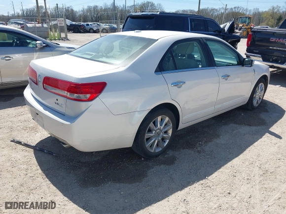 2011 Lincoln MKZ with VIN 3LNHL2GC2BR752903, listed as a IAAI auction lot 41758756 with 100,686 mi miles. Bid and sale history available at carsss.com. Image 4.