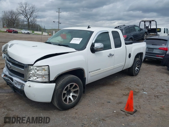 2009 Chevrolet Silverado 1500 LT with VIN 1GCEC29029Z267287, listed as a IAAI auction lot 41922651 with 235,636 mi miles. Bid and sale history available at carsss.com. Image 17.