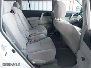 2009 Toyota Highlander with VIN JTEDS41A892074869, listed as a IAAI auction lot 41705345 with 149,304 mi miles. Bid and sale history available at carsss.com. Image 8.