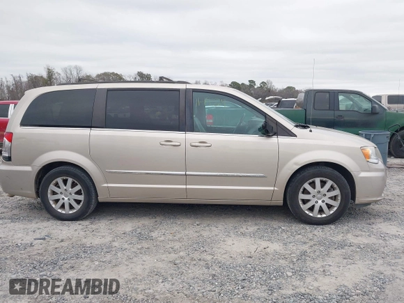 2016 Chrysler Town & Country Touring with VIN 2C4RC1BG1GR205535, listed as a IAAI auction lot 41183078 with 99,968 mi miles and . Bid and sale history available at DreamBid. Image 14.