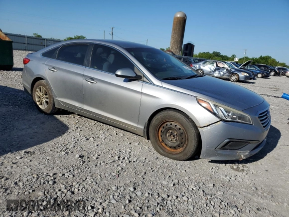 2016 Hyundai Sonata SE with VIN 5NPE24AF1GH303666, listed as a Copart auction lot 52843125 with 154,633 mi miles and Clean Title. Bid and sale history available at carsss.com. Image 4.