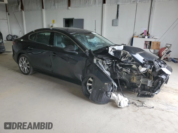 2020 Mazda 3 Premium with VIN 3MZBPBEM8LM122843, listed as a Copart auction lot 50205565 with 10,717 mi miles and Clean Title. Bid and sale history available at DreamBid. Image 4.
