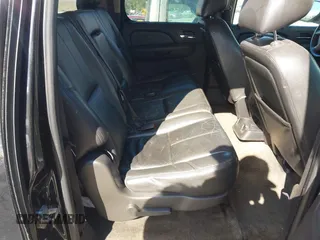 2013 GMC Yukon XL SLT with VIN 1GKS1KE02DR176998, listed as a IAAI auction lot 41839522 with 175,923 mi miles. Bid and sale history available at carsss.com. Image 8.