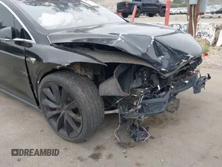 2020 Tesla Model X P90D with VIN 5YJXCDE4XLF296255, listed as a IAAI auction lot 42087953 with 45,411 mi miles. Bid and sale history available at carsss.com. Image 6.