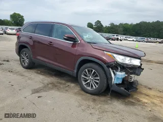 2019 Toyota Highlander SE with VIN 5TDKZRFH4KS348934, listed as a Copart auction lot 53973054 with 46,556 mi miles and Salvage Title. Bid and sale history available at carsss.com. Image 4.
