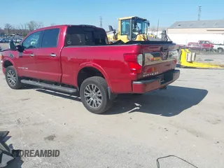 2016 Nissan Titan SL z VIN 1N6BA1F44GN503563, wystawiony jako IAAI lot #41977780 z przebiegiem 126 050 mil mil oraz . Historia ofert i sprzedaży dostępna na DreamBid. Obrazek 3.