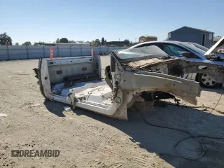 2001 Ford F-350 XL with VIN 1FTWW32F81EB82000, listed as a Copart auction lot 76412614 with Not provided miles and Non repairable. Bid and sale history available at DreamBid. Image 4.