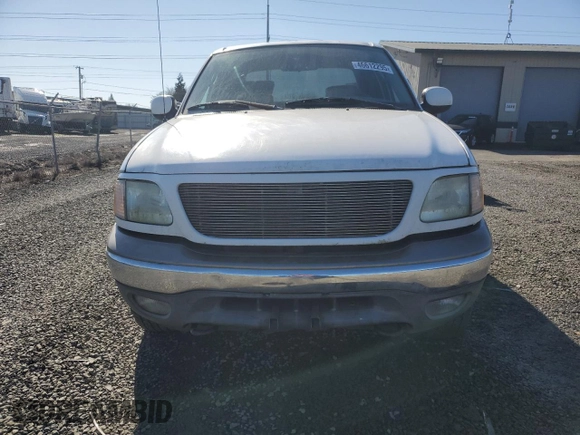 2003 Ford F-150 XLT with VIN 1FTRW08LX3KD26384, listed as a Copart auction lot 46612295 with 0 mi miles and Salvage Title. Bid and sale history available at carsss.com. Image 5.