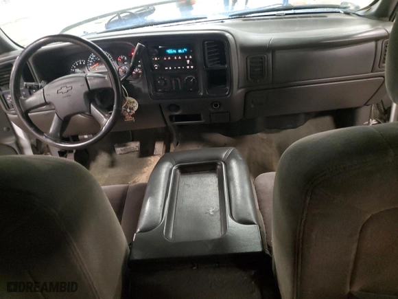 2007 Chevrolet Silverado 1500 Classic LT3 with VIN 1GCEK19B67Z143633, listed as a Copart auction lot 49729395 with 203,668 mi miles and Clean Title. Bid and sale history available at carsss.com. Image 8.