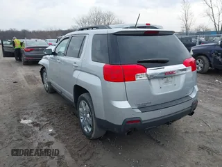 2015 GMC Terrain SLT with VIN 2GKFLXE38F6217989, listed as a IAAI auction lot 41829156 with 97,390 mi miles and . Bid and sale history available at carsss.com. Image 3.
