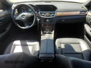 2010 Mercedes-Benz E-Class E 350 Luxury with VIN WDDHF5GB1AA052938, listed as a Copart auction lot 54957775 with 113,996 mi miles and Salvage Title. Bid and sale history available at carsss.com. Image 8.