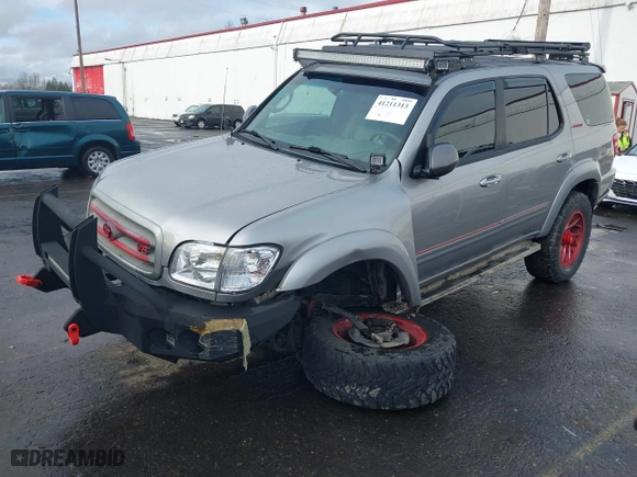 2002 Toyota Sequoia Limited with VIN 5TDZT38AX2S133555, listed as a IAAI auction lot 41211313 with 209,344 mi miles. Bid and sale history available at carsss.com. Image 17.