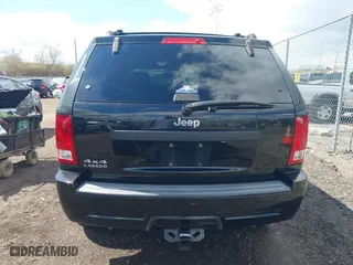 2009 Jeep Grand Cherokee Laredo with VIN 1J8GR48K99C550822, listed as a IAAI auction lot 41868508 with 179,436 mi miles. Bid and sale history available at carsss.com. Image 17.