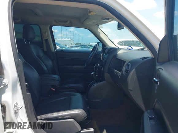 2016 Jeep Patriot Sport с VIN 1C4NJPBAXGD711368, выставлен на аукционе IAAI как лот 42471616 с пробегом Не указан миль и . История ставок и продаж доступна на DreamBid. Изображение 5.