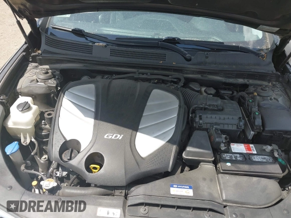 2012 Hyundai Azera with VIN KMHFG4JG2CA133104, listed as a IAAI auction lot 42562933 with Not provided miles and . Bid and sale history available at DreamBid. Image 10.