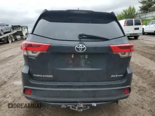 2017 Toyota Highlander XLE with VIN 5TDJZRFH0HS461378, listed as a Copart auction lot 57614885 with 69,240 mi miles and Salvage title. Bid and sale history available at DreamBid. Image 6.