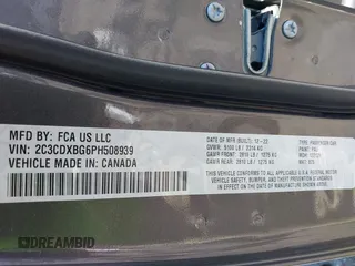 2023 Dodge Charger SXT z VIN 2C3CDXBG6PH508939, wystawiony jako IAAI lot #42048983 z przebiegiem Nie podano mil oraz . Historia ofert i sprzedaży dostępna na DreamBid. Obrazek 9.