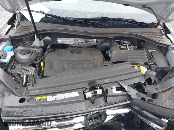2019 Volkswagen Tiguan S with VIN 3VV0B7AX7KM031438, listed as a IAAI auction lot 42367337 with Not provided miles and . Bid and sale history available at DreamBid. Image 10.