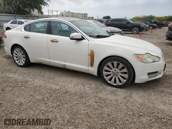 2009 Jaguar XF Premium Luxury with VIN SAJWA06B09HR36751, listed as a Copart auction lot 51799935 with Not Provided miles and Salvage Title. Bid and sale history available at DreamBid. Image 4.