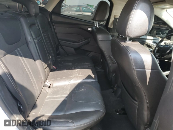 2013 Ford Focus SE with VIN 1FADP3F27DL258565, listed as a Copart auction lot 60662385 with 174,213 mi miles and Salvage title. Bid and sale history available at DreamBid. Image 10.