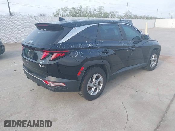 2022 Hyundai Tucson SE with VIN 5NMJA3AE7NH060409, listed as a IAAI auction lot 41884283 with 29,458 mi miles and . Bid and sale history available at carsss.com. Image 4.