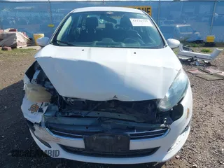 2018 Ford Fiesta S z VIN 3FADP4AJ2JM136775, wystawiony jako IAAI lot #42136725 z przebiegiem 47 072 mil mil oraz . Historia ofert i sprzedaży dostępna na DreamBid. Obrazek 13.